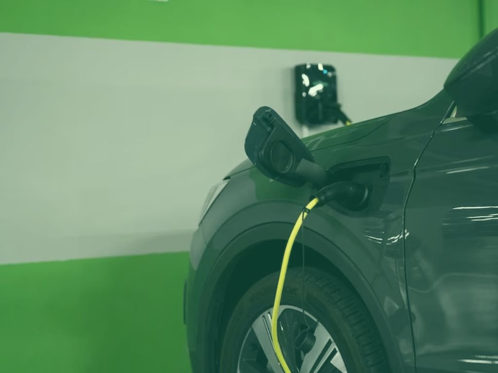 A ELEV Mobility oferece divulgação gratuita de Carregadores Elétricos para Empresas
